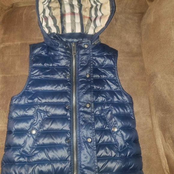 Burberry Vest - Picture 3 of 8